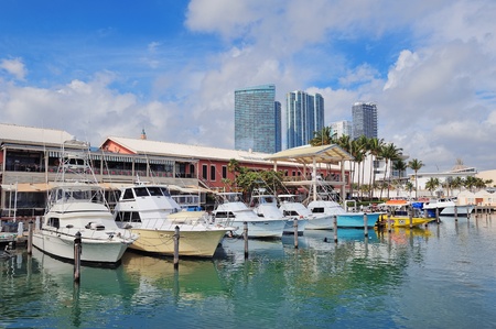 MIAMI, FL - FEB 7: Bayside Marketplace in day on February 7, 2012 in Miami, Florida. It is a festival marketplace and the top entertainment complex in Downtown Miami attracting 15M people annually.のeditorial素材