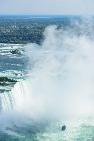 Boat and Horseshoe Falls from Niagara Fallsの写真素材