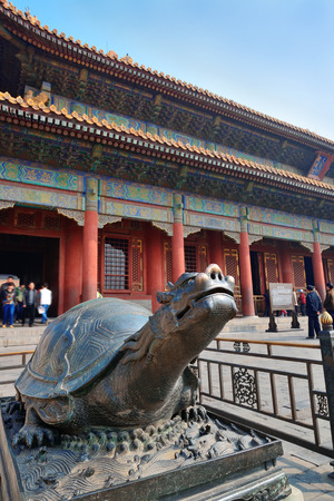 Tortoise statue and Historical architecture in Forbidden City in Beijing, China.のeditorial素材