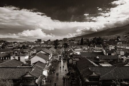 DALI, CHINA - DEC 5: Street view on December 5, 2014 in Dali, China. Dali is the ancient capital of Nanzhao in 8-9th centuries and Kingdom of Dali and major travel attractions in China.のeditorial素材