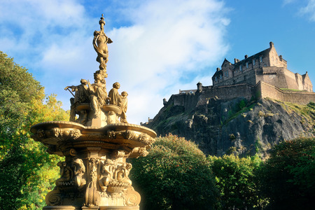 Edinburgh castle with fountain as the famous city landmark. United Kingdom.のeditorial素材