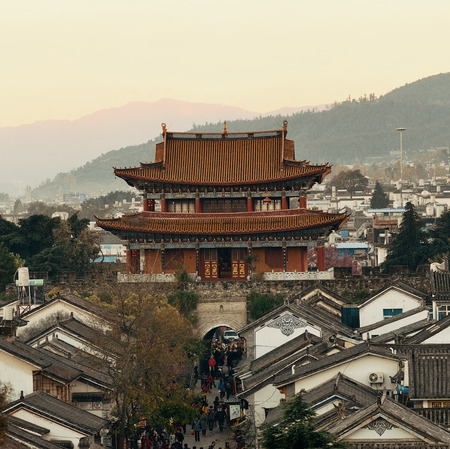 DALI, CHINA - DEC 5: Street view on December 5, 2014 in Dali, China. Dali is the ancient capital of Nanzhao in 8-9th centuries and Kingdom of Dali and major travel attractions in China.のeditorial素材