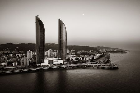 XIAMEN, CHINA â FEB 16: Aerial view of Shimao Twin Tower and city skyline on February 26, 2018 in Xiamen. Xiamen was ranked as China's 2nd-"most suitable city for living"のeditorial素材