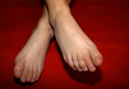 crossed feet