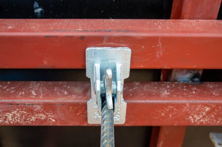 Construction formwork for concrete.Spring clips are a new formwork device for fastening concrete formwork.Used to fasten formwork, columns, beams, walls faster and easier with Auto Lock.の写真素材