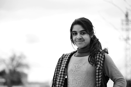 many children returning into Konbane with their parents. 3.4.2015, Kobane, Syriaのeditorial素材