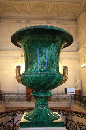 It is malachite vase in Winter palace, Saint Petersburg, Russiaのeditorial素材