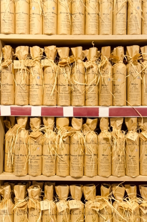 Old White Wine Bottles For Sale In A Store Standのeditorial素材