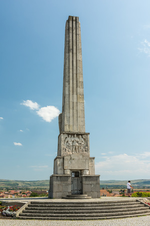 ALBA IULIA, ROMANIA - AUGUST 20, 2014: Obelisk Of Horea, Closca And Crisan In Carolina White Fortress Built In 1937 In The Memory Of The 1785 Uprising Of The Peasants.のeditorial素材