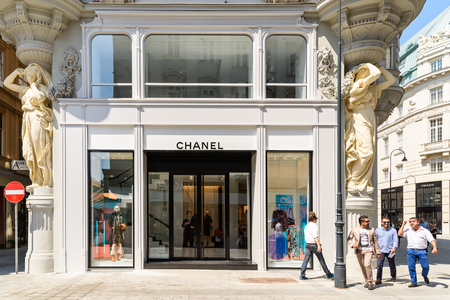 VIENNA, AUSTRIA - AUGUST 15, 2015: Chanel is a high french fashion house that specializes in haute couture and ready-to-wear clothes, luxury goods and fashion accessories.のeditorial素材