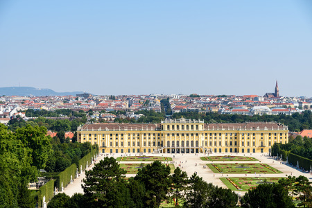 VIENNA, AUSTRIA - AUGUST 25, 2015: Schonbrunn Palace Schloss Schonbrunn is a former baroque imperial summer residence located in Vienna.のeditorial素材