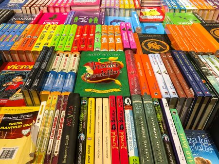 BUCHAREST, ROMANIA - SEPTEMBER 20, 2016: Latest Famous Novels For Sale In Library Book Store.のeditorial素材