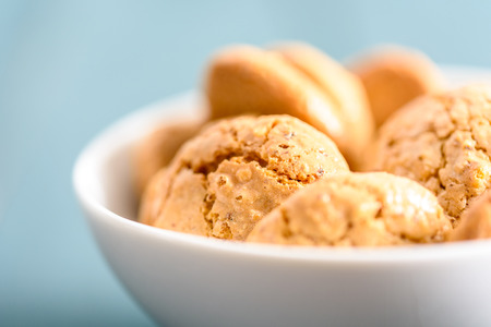 Italian Amaretti Biscuits In White Bowlの写真素材