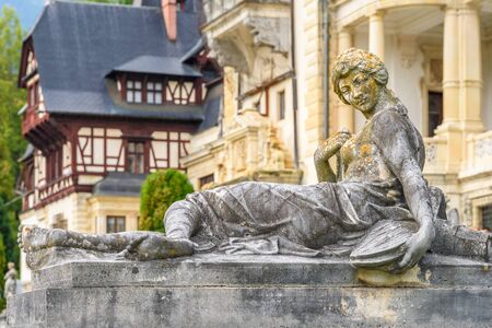 SINAIA, ROMANIA - SEPTEMBER 10, 2016: Statues Close-Up At The Neo-Renaissance Peles Castle Built In 1873 In Carpathian Mountains.のeditorial素材