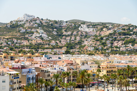 VALENCIA, SPAIN - JULY 28, 2016: Skyline View Of Peniscola City Beach Resort At Mediterranean Sea In Spainのeditorial素材