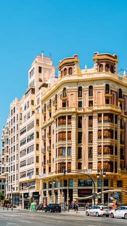 VALENCIA, SPAIN - AUGUST 02, 2016: Everyday Life In Busy Downtown Valencia City Of Spain.のeditorial素材