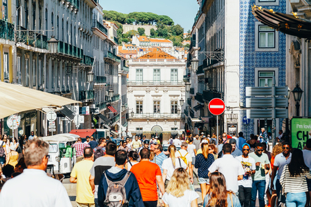 LISBON, PORTUGAL - AUGUST 09, 2017: Everyday Life In Busy Downtown Lisbon City Of Portugal.のeditorial素材