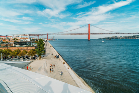 LISBON, PORTUGAL - AUGUST 23, 2017: High Car Traffic On 25 de Abril Bridge (25th April Bridge)のeditorial素材