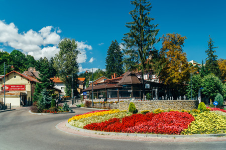 SINAIA, ROMANIA - SEPTEMBER 15, 2017: Downtown View Of Sinaia, Town And Mountain Resort In Prahova County.のeditorial素材