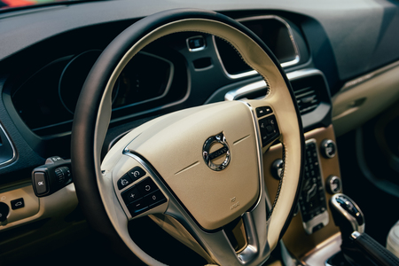 BUCHAREST, ROMANIA - OCTOBER 21, 2016:  Interior Cockpit View Of Volvo Carのeditorial素材
