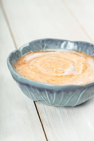 Yogurt With Oats And Peachesの写真素材