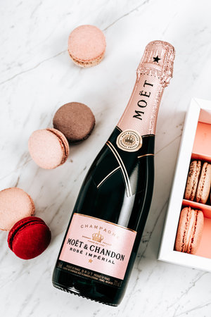PARIS, FRANCE - JANUARY 20, 2021: Moet Chandon French Wine Champagne Bottleのeditorial素材
