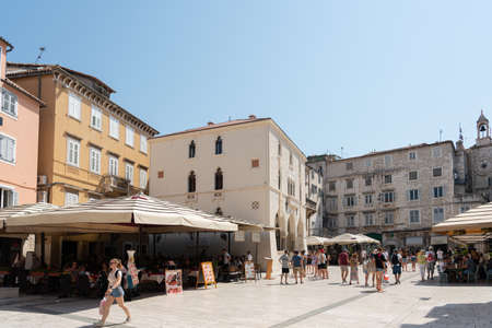 SPLIT, CROATIA - JULY 30, 2021: Busy Streets Of Downtown Old Center Of Split City, People On Some Of The Most Important Landmark Avenues And Streetsのeditorial素材