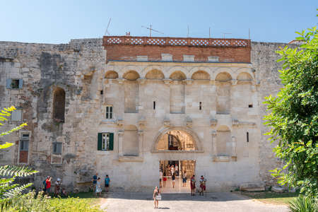 SPLIT, CROATIA - JULY 30, 2021: Golden Gate or the Northern Gate, is one of the four main Roman gates into the old town of Split and was built as part of Diocletian's Palaceのeditorial素材