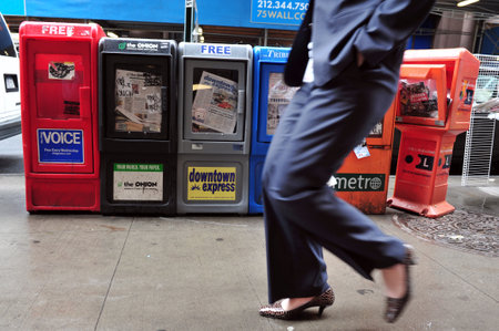 American Business woman in Wall Street Manhattan New York, USA.のeditorial素材