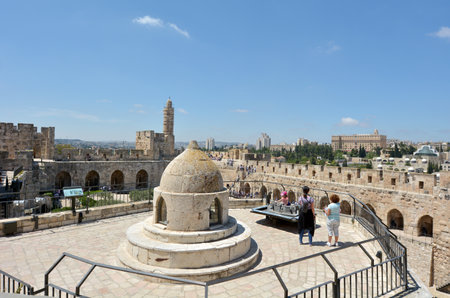 JERUSALEM - MAY 05 2015:Visitors at the Tower of David and archeological garden in Jerusalem, Israel.It's a famous landmark of Jerusalem with historical and archaeological significant.のeditorial素材