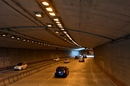 SAN FRANCISCO - MAY 21 2015:Traffic in San Francisco parkway tunnels.The Presidio Parkway is a regional gateway between the iconic Golden Gate Bridge and the city of San Francisco.のeditorial素材