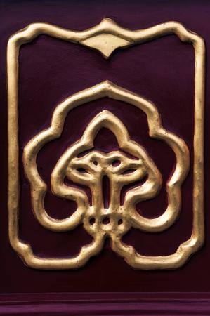 An Art decoration on a door in The Temple of Heaven complex.の写真素材