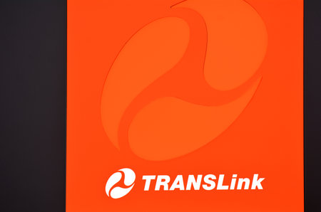 GOLD COAST, AUS - NOV 07 2014:TransLink Icon.It's an agency of the Department of Transport and Main Roads.In 2003 it started to coordinate and integrate bus, ferry and rail services in Queensland.のeditorial素材
