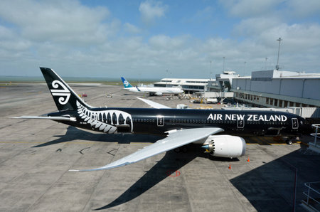 AUCKLAND - SEP 15:Air New Zealand planes in Auckland International Airport on Sep 15 2013.In 2001, Air New Zealand was re-nationalised under a New Zealand government NZ$885 million rescue plan.のeditorial素材