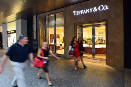 BRISBANE, AUS - SEP 25 2014:People passing by Tiffany & Co Store in Queens street mall.It is an American multinational luxury jewelry and specialty retailer founded at 1837.のeditorial素材