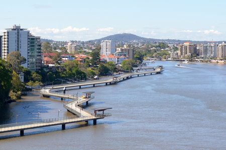 BRISBANE, AUS - SEP 24 2014:Brisbane Skyline.A beneficent climate, , inspired developers to Brisbane as a resort and retirement region for people living in Australia's less favored southern cities.のeditorial素材