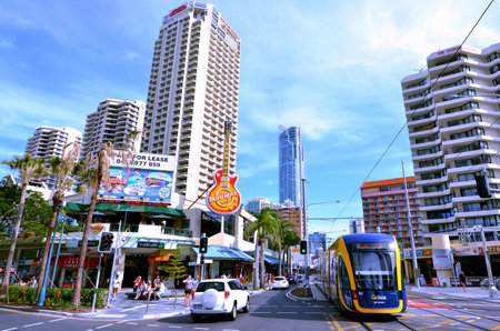 GOLD COAST, AUS - NOV 10 2014:Gold Coast Light Rail G in Surfers Paradise Av, Gold Coast Queensland, Australia.The line opened on July 2014 and it 13 Km (8.1 mi) long.のeditorial素材