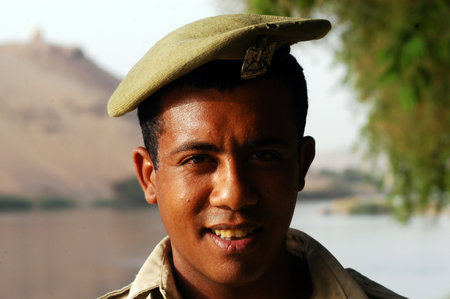 ASWAN - APRIL 28:Egyptian soldier in Aswan Egypt on April 28 2007.The Egyptian Army is the largest army in the Arab World and Africa.It's estimated to number 500,000 personnel and 1,000,000 reservistsのeditorial素材