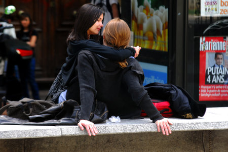 MARSEILLE - MAY 05:Young French lovers hugs on May 05 2008 in Marseille,France.Marseille is France's largest city on the Mediterranean coast and largest commercial port.のeditorial素材