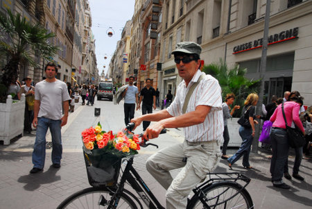 MARSEILLE - MAY 10:Marseille people on May 10 2008 in Marseille,France.Marseille is France's largest city on the Mediterranean coast and largest commercial port.のeditorial素材