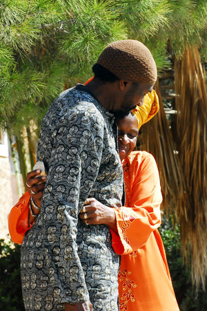 DIMONA, ISR - NOV 06:Black Hebrews couple on Nov 3 2008.The group practices Polygyny man can marry up to 6 wives within the community.The Divine Marriage based on Biblical examples such as King David.のeditorial素材