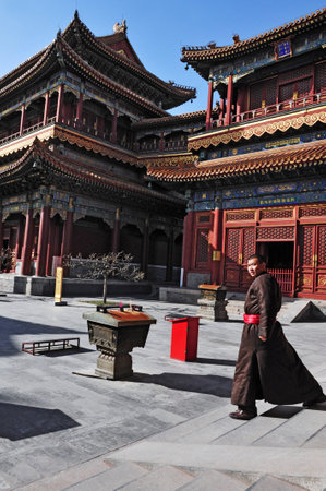 BEIJING - MAR -13: Buddhist tibetan monk in the Lama Temple on March 13 Beijing, China.It is one of the largest and most important Tibetan Buddhist monasteries in the world.のeditorial素材