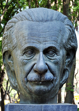 MEXICO CITY - FEB 25:Statue of Albert Einstein on February 25 2010 in Mexico City.Was theoretical physicist who developed the general theory of relativity,effecting a revolution in physics(1879 -1955)のeditorial素材