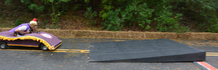 AUCKLAND - NOV 22 2015:Dream trolley race at Red Bull Trolley Grand Prix.It's a novelty downhill race of unpowered vehicles through Auckland Domain sponsored by caffeinated drink manufacturer Red Bullのeditorial素材