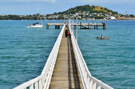 AUCKLAND - JAN 11 2016:Okahu Pier in Okahu Bay.It's a popular tourist attraction in Auckland, New Zealand.のeditorial素材