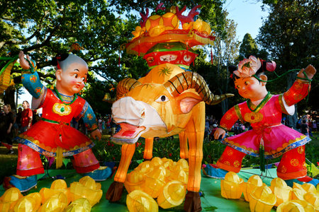 AUCKLAND - FEB 20 2016:Handmade Chinese people and a cow lanterns in Auckland LanternFestival.Its the largest Chinese festival in New Zealand with 800 handmade lanterns to celebrate Chinese New Year.のeditorial素材