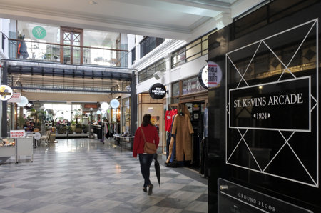 AUCKLAND - AUG 11 2017: St Kevins Arcade. It's a very popular tourist attraction known for it restaurants, cafe and shops in Karangahape (K) Road Auckland, New Zealand.のeditorial素材