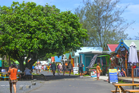 RAROTONGA - DEC 23 2017:Visitors at Punanga Nui Market in Avarua town, Cook Islands.It's one of the highly regarded traditional markets in the South Pacific and were tourists mix with the locals.のeditorial素材
