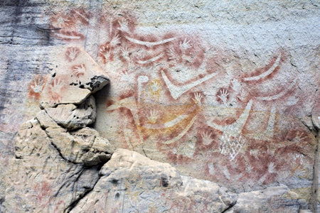 BRISBANE - AUG 08 2023:First peoples of Australia Art Gallery at Carnarvon Gorge Queensland Australia.Mount Moffatt section, was the first Australian archaeological site to return carbon dates.のeditorial素材