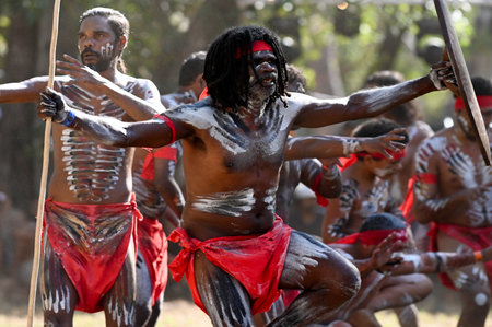 LAURA,QLD - JULY 08 2023:Indigenous Australians men on ceremonial dance in Laura Quinkan Dance Festival Cape York Australia. Ceremonies combine dance, song, rituals, body decorations and costumesのeditorial素材